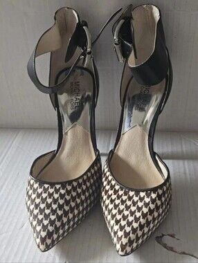 Michael Kors Houndstooth Brinkley Stiletto Size 7 1/2